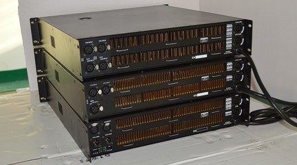 廠家直銷,大量提供大功率FP系列開關(guān)電源及AB,廠家長期有現(xiàn)貨,歡迎咨詢_供應(yīng)信息_CA001中國音響第一網(wǎng)_最集中的音響人社區(qū)_音響|燈光|視頻|專業(yè)|門戶|網(wǎng)站